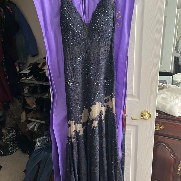JOVANI NAVY BLUE SLEEVELESS SHEER DRESS 36074 - Picture 2 of 5